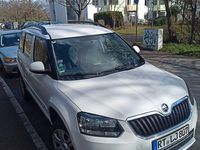 Gebraucht Skoda Yeti Active 110 PS (80 kW) 2015 Weiß SUV