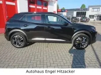 Gebraucht Peugeot 2008 Allure 131 PS (96 kW) 2020 Schwarz SUV