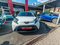 Gebraucht Toyota Aygo X X-play 72 PS (52 kW) 2023 Weiß SUV