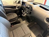 Second-hand Mercedes Vito 88 CP (64 kW) 2016 Argintiu Van