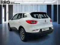 Gebraucht Renault Kadjar Business 140 PS (102 kW) 2021 Weiss â´nacreâ´ SUV
