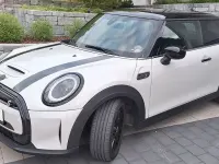 Gebraucht Mini Cooper SE 135 kW (184 PS) 2023 Weiß Kleinwagen