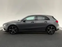 Gebraucht Mercedes A200 Progressive 163 PS (119 kW) 2023 Mountaingrau Limousine