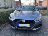 Gebraucht Hyundai i40 141 PS (103 kW) 2017 Grau Kombi