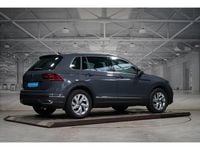 Gebraucht VW Tiguan Elegance 150 PS (110 kW) 2023 Delfingrau metallic SUV