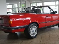 Gebraucht BMW 320 Cabriolet 129 PS (94 kW) 1987 Zinoberrot Cabrio
