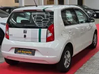 Używany Seat Mii Chic 60 KM (44 kW) 2016 Biały Hatchback