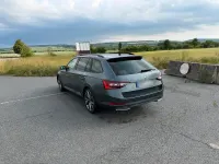Gebraucht Skoda Superb SportLine 220 PS (161 kW) 2017 Grau Kombi