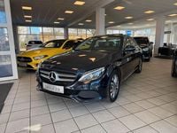 Gebraucht Mercedes C200 Avantgarde 184 PS (135 kW) 2017 Blau Limousine