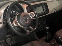 Gebraucht VW Beetle Design 105 PS (77 kW) 2015 Silber Kleinwagen