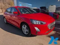 Gebraucht Ford Focus Cool & Connect 125 PS (91 kW) 2022 Rot Limousine