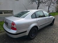 Gebraucht VW Passat 130 PS (95 kW) 2003 Grau Limousine