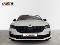Neu Skoda Superb SportLine 193 PS (141 kW) 2026 Weiß Kombi
