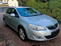 Gebraucht Opel Astra 100 PS (73 kW) 2011 Silber Kombi