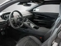 Gebraucht Aston Martin DB12 680 PS (500 kW) 2025 Magnetic silver Coupé