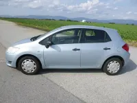 Gebraucht Toyota Auris 97 PS (71 kW) 2007 Blau Kleinwagen