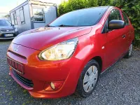 Gebraucht Mitsubishi Space Star Plus 71 PS (52 kW) 2015 Rot Limousine