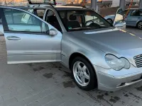 Gebraucht Mercedes C270 170 PS (125 kW) 2001 Grau Kombi