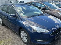 Usata Ford Focus Trend 95 CV (69 kW) 2015 Blu Station wagon