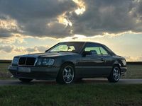 Gebraucht Mercedes 230 136 PS (100 kW) 1989 Silber Coupé