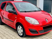 Second-hand Renault Twingo 58 CP (42 kW) 2011 Roșu Hatchback