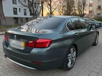 Gebraucht BMW 530 2011 Grün Kleinwagen