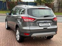 Gebraucht Ford Kuga Titanium 140 PS (102 kW) 2014 Grau SUV