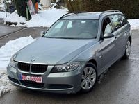 Second-hand BMW 320 163 CP (119 kW) 2006 Albastru Break