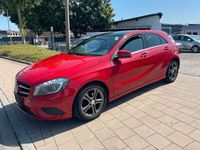 Gebraucht Mercedes A200 156 PS (114 kW) 2013 Rot Limousine