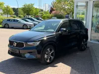 Neu Volvo XC40 Core 163 PS (119 kW) 2026 Schwarz SUV