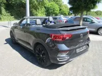 Gebraucht VW T-Roc Cabriolet R-line 150 PS (110 kW) 2021 Deep black schwarz (metallic) Cabrio