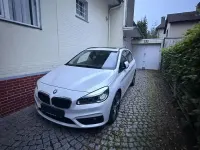 Gebraucht BMW 220 Active Tourer Luxury Line 192 PS (141 kW) 2017 Weiß Van / Kleinbus