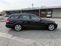 Gebraucht Mercedes E220 170 PS (125 kW) 2011 Obsidianschwarz  metalliclack Kombi