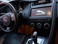 Second-hand Jaguar E-Pace 150 CP (110 kW) 2018 Alb SUV