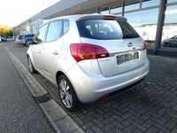 Gebraucht Kia Venga Spirit 128 PS (94 kW) 2015 Silber Kleinwagen