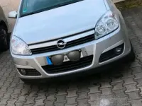 Gebraucht Opel Astra 101 PS (74 kW) 2005 Silber Kombi