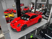 Second-hand Porsche 992 2024 Negru