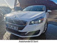 Gebraucht Peugeot 508 Allure 120 PS (88 kW) 2015 Weiß Limousine