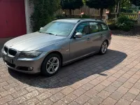 Gebraucht BMW 318 143 PS (105 kW) 2009 Grau Kombi