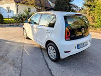 Second-hand VW up! 60 CP (44 kW) 2019 Alb Hatchback