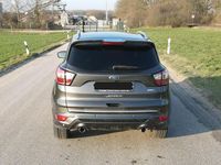 Gebraucht Ford Kuga Vignale 180 PS (132 kW) 2019 Grau SUV