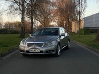 Gebraucht Mercedes E220 170 PS (125 kW) 2009 Grau Limousine
