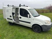 Gebraucht Fiat Doblò 75 PS (55 kW) 2010 Weiß Van / Kleinbus