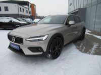 Gebraucht Volvo V60 CC 145 PS (106 kW) 2023 Kombi