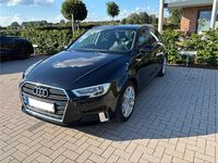 Gebraucht Audi A3 116 PS (85 kW) 2019 Schwarz Limousine