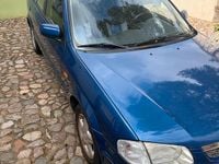Gebraucht Mazda 323 88 PS (64 kW) 2000 Blau Kleinwagen