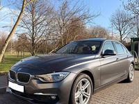 Gebraucht BMW 325 Luxury Line 224 PS (164 kW) 2017 Grau Limousine