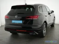 Gebraucht VW Touareg Elegance 231 PS (169 kW) 2021 Schwarz SUV