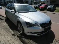 Gebraucht Skoda Superb Style 190 PS (139 kW) 2017 Stribrna brilliant/ brilliants Kombi