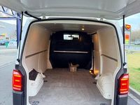 Gebraucht VW Transporter 150 PS (110 kW) 2019 Weiß Van